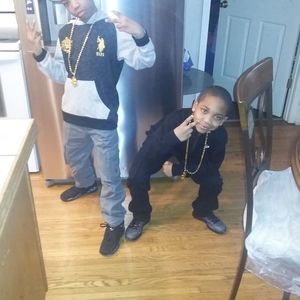 Meet your Posher, Corey